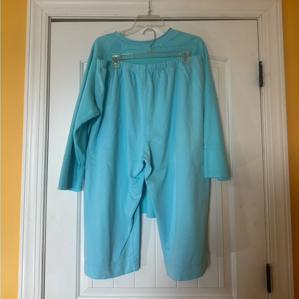 Women’s Hot Cotton XL outfit - Picture 3 of 10